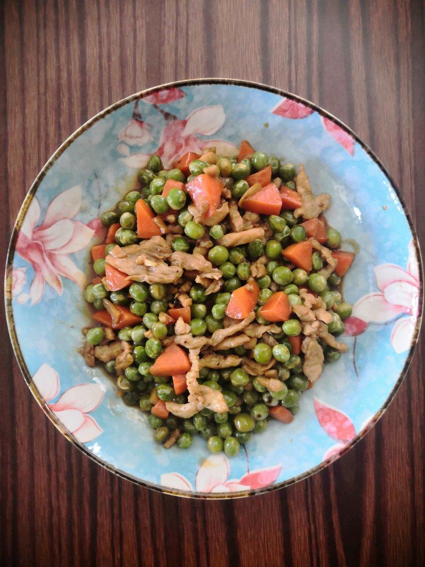 豌豆炒肉末