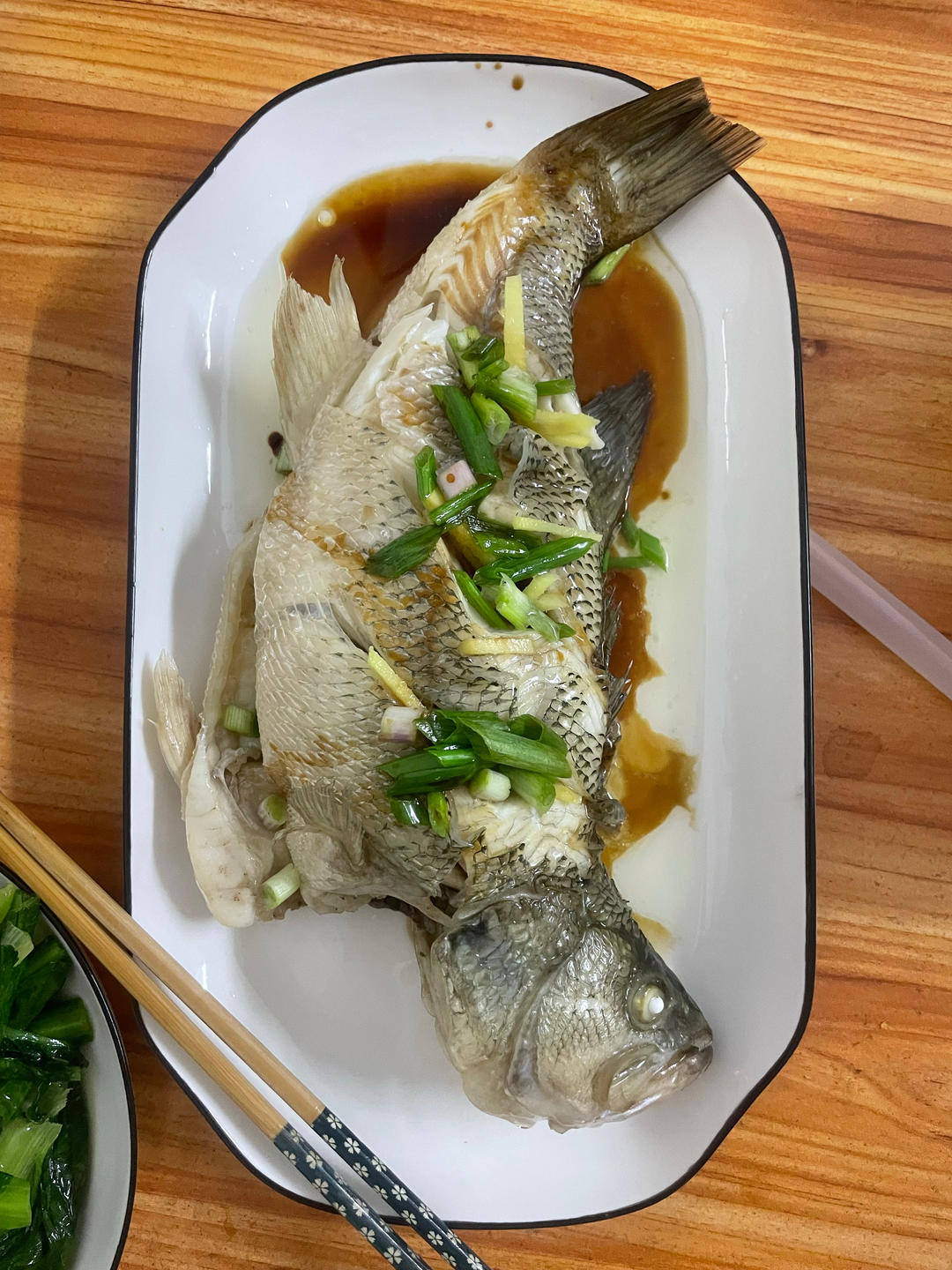 清蒸鲈鱼