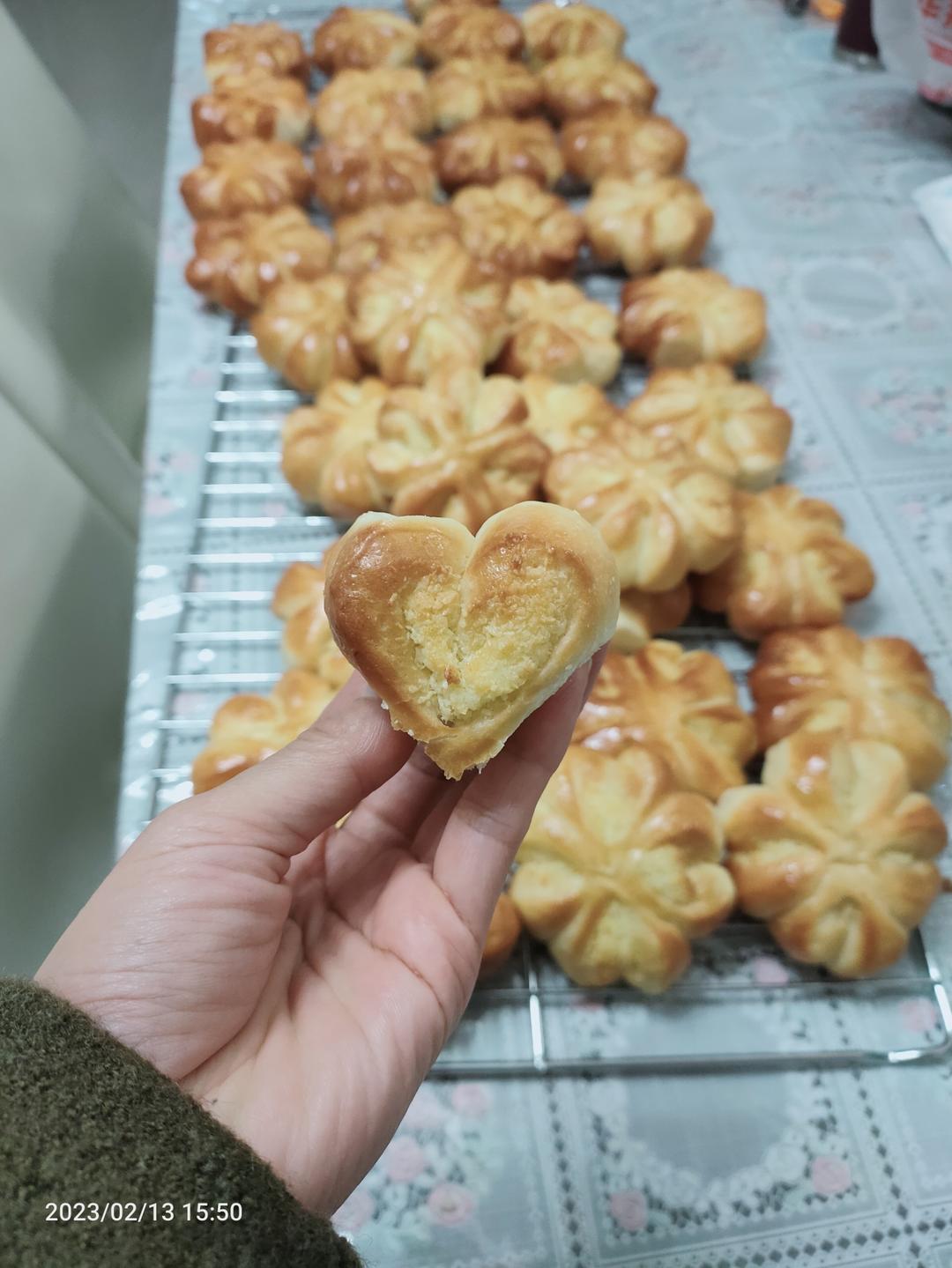 幸运四叶草椰蓉面包|每一瓣都是爱你的形状|香甜小面包
