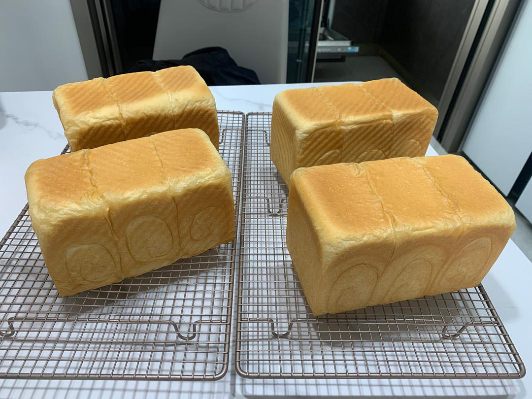 炼奶北海道吐司