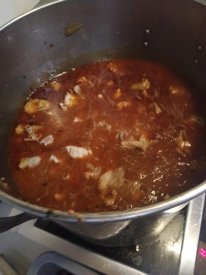 红烧牛肉面底汤的做法