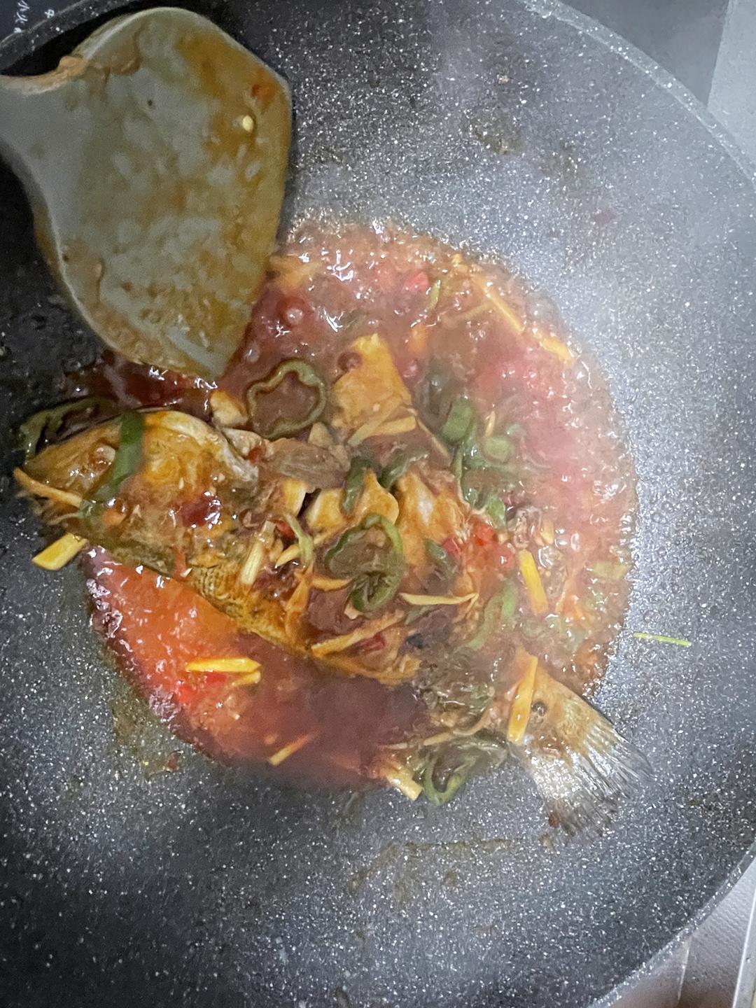 红烧鲈鱼