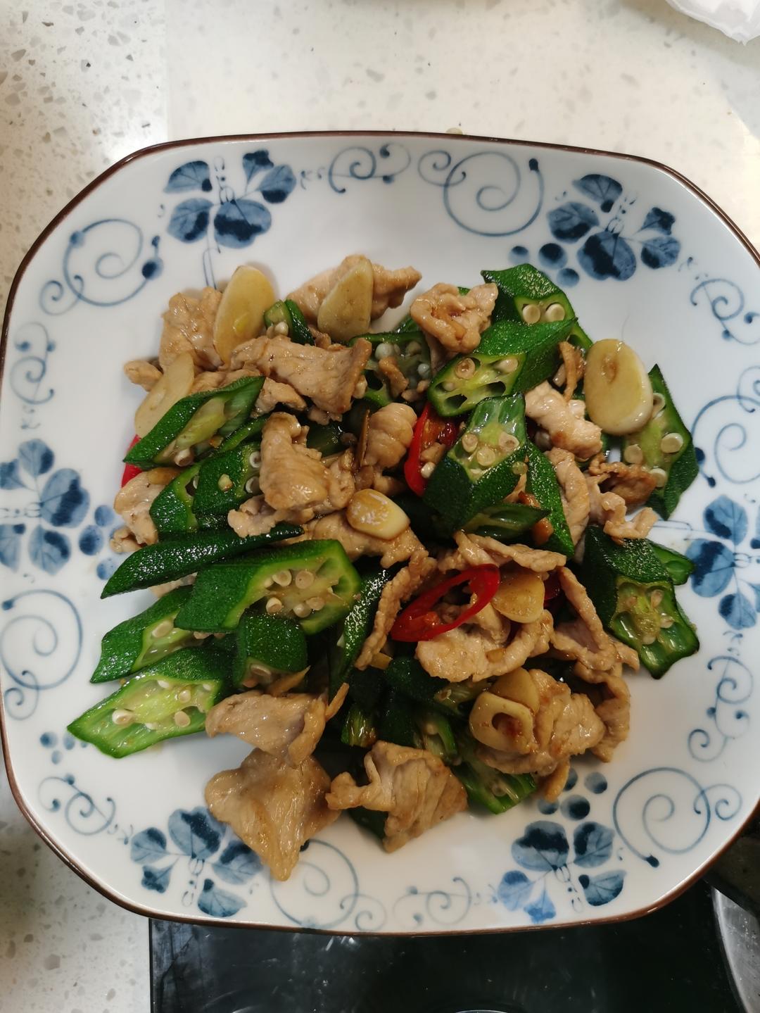 秋葵炒肉