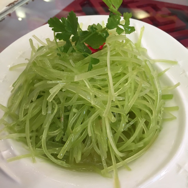 凉拌莴笋丝