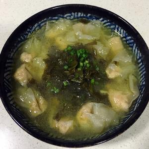 酸菜黄鱼汤（馄饨、面条、水饺）的做法 步骤12