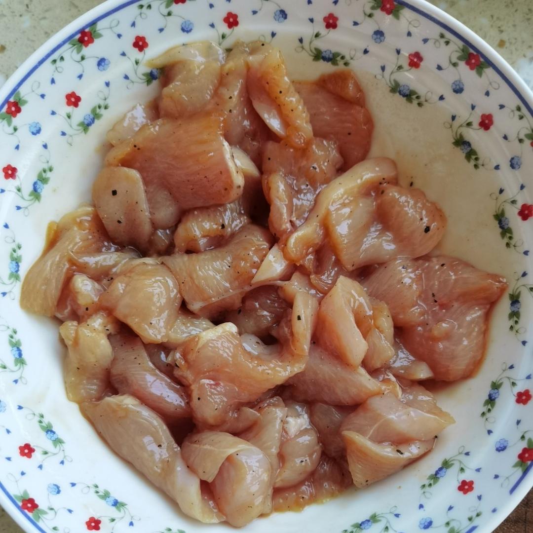 滑嫩蒸鸡胸·无油·鱼肉般爽滑口感丨零厨艺·快手菜