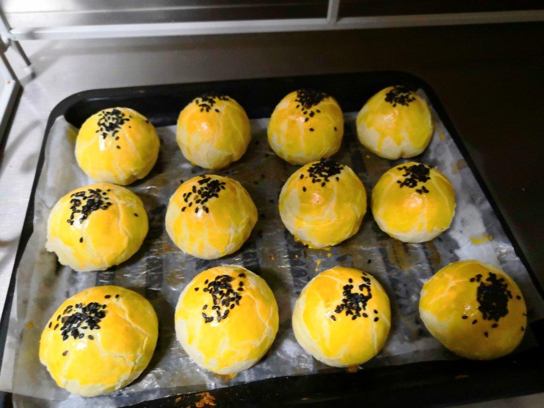 蛋黄酥，手工蛋黄酥