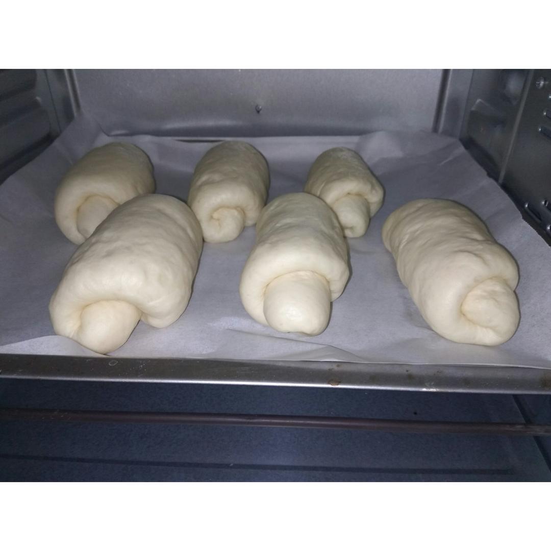 黄油面包卷