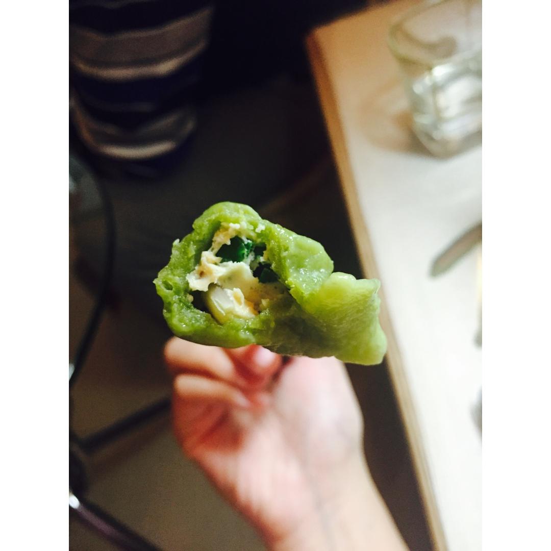 鸡肉韭菜饺子
