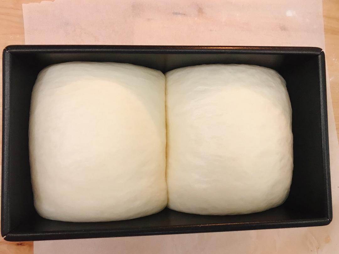 爆炸力超好的奶油吐司