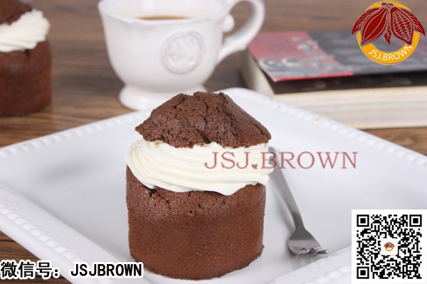 JSJBROWN烘焙学院：时尚新宠——浓香巧克力奶油杯子蛋糕