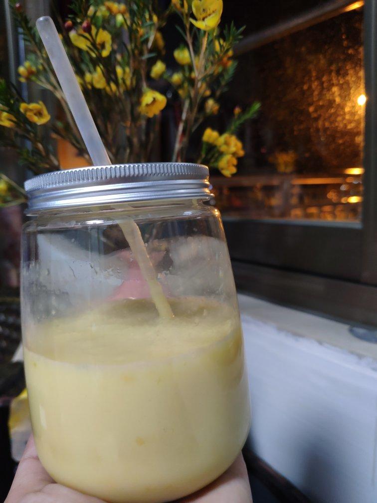 养乐多甜橙百香果饮