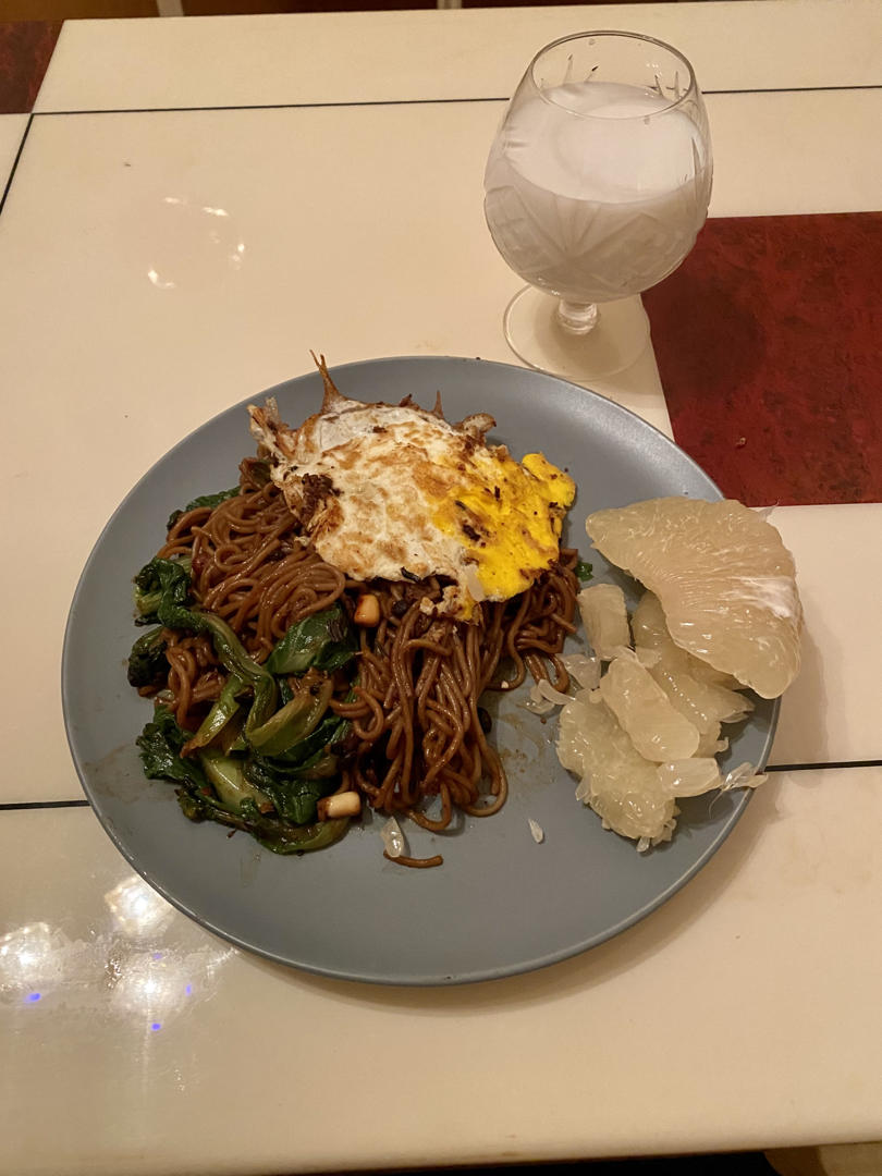 香喷喷炒荞麦米粉