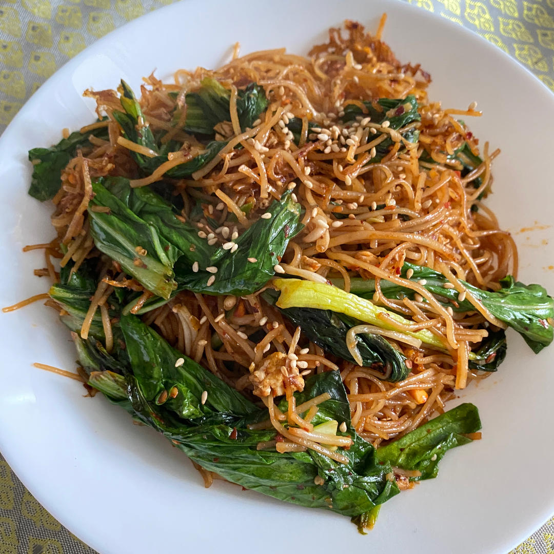 青菜鸡蛋炒粉干