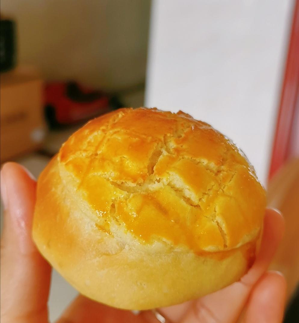 椰蓉奶香菠萝包的做法
