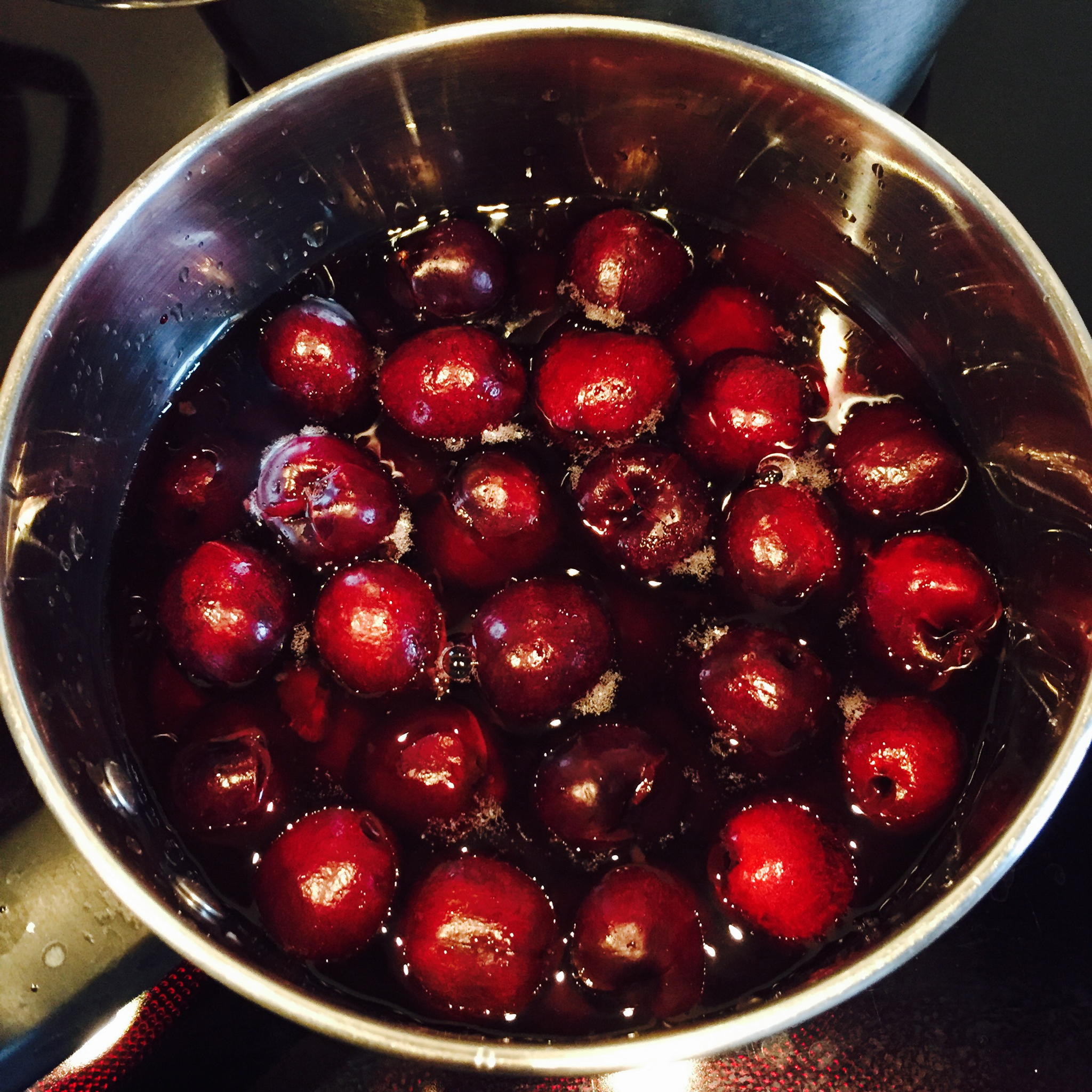 catcatcat2001做的糖渍樱桃罐头