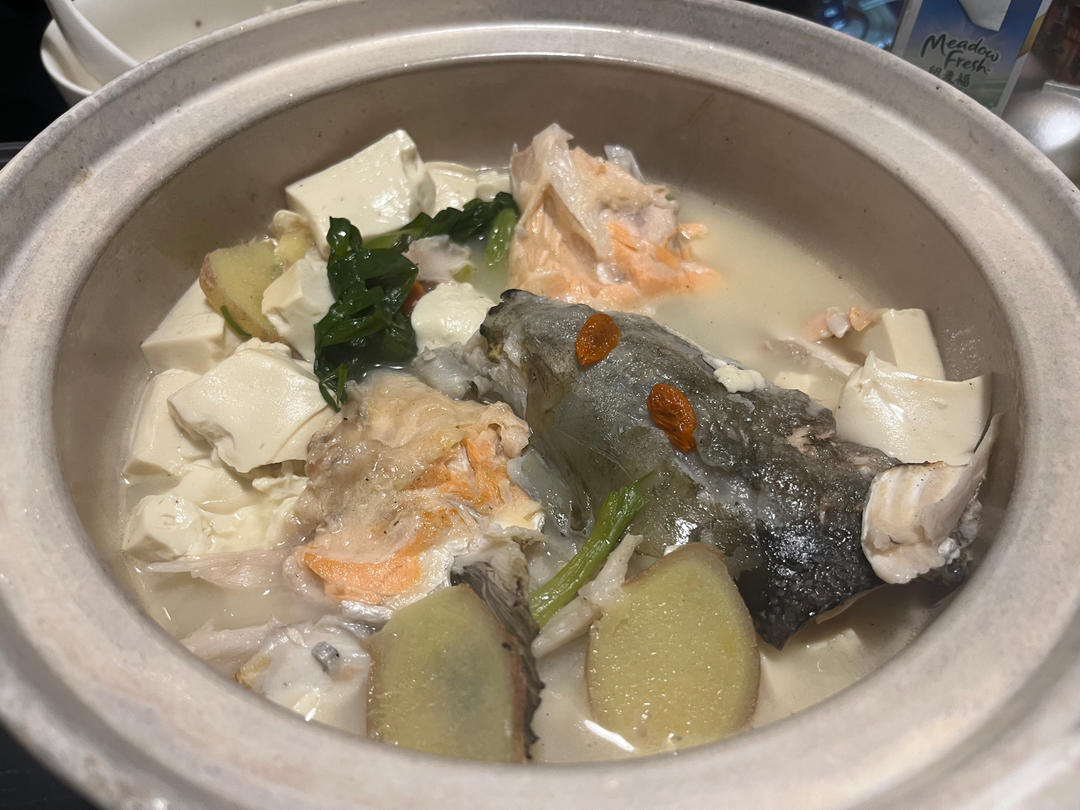 鱼头豆腐汤