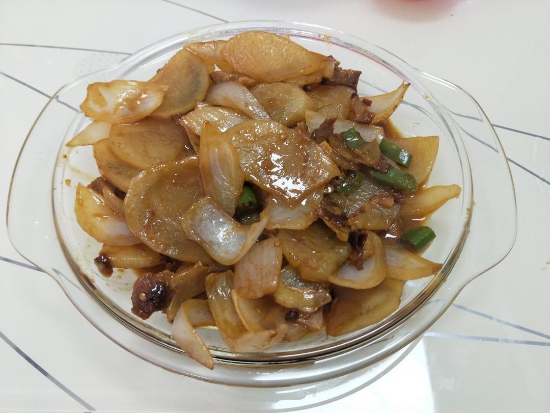 洋葱炒土豆