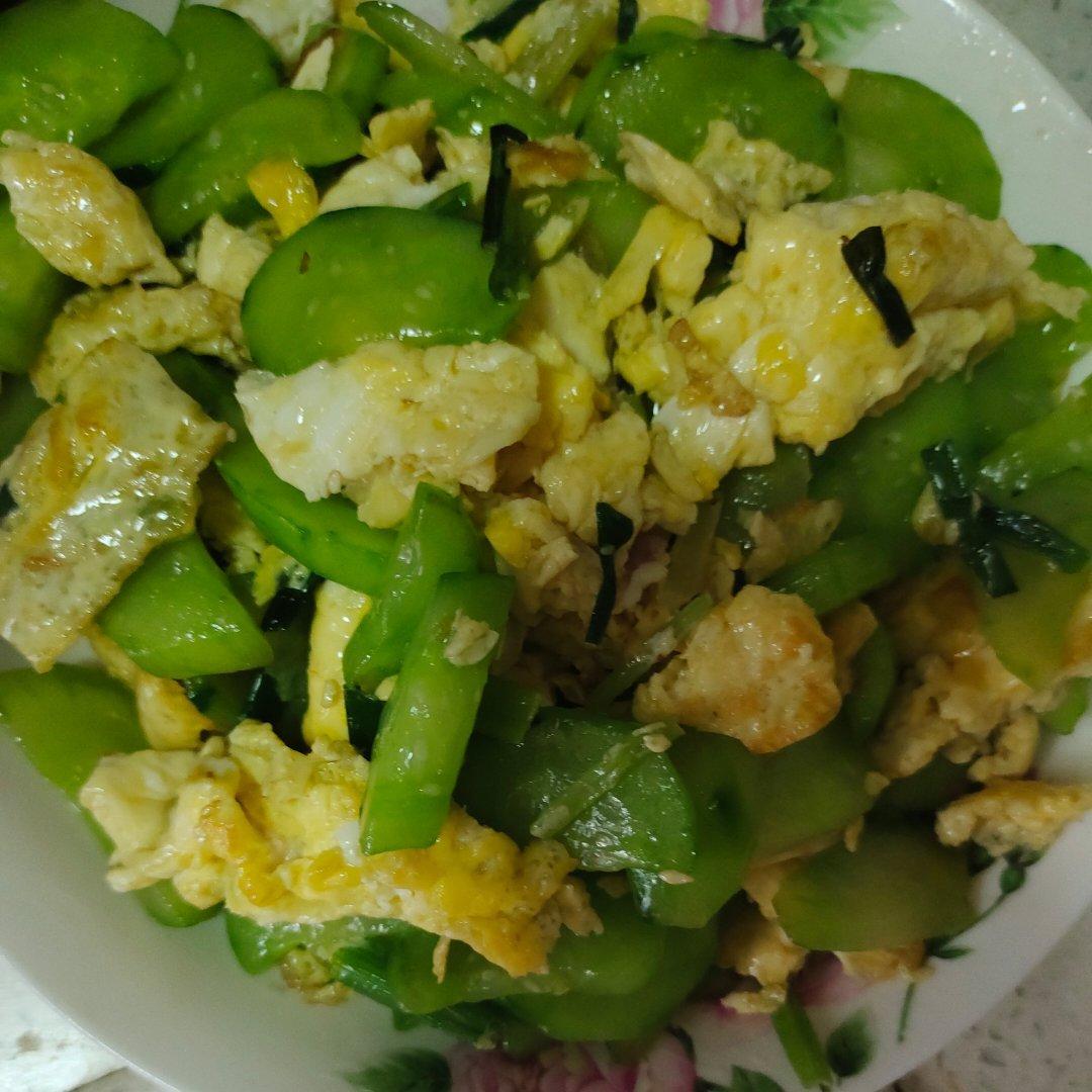 黄瓜炒鸡蛋 （青瓜炒鸡蛋）