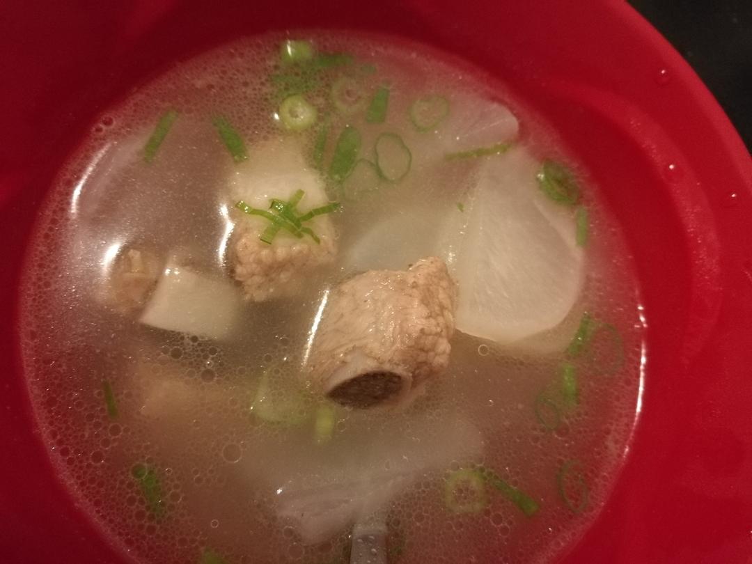 小排萝卜汤