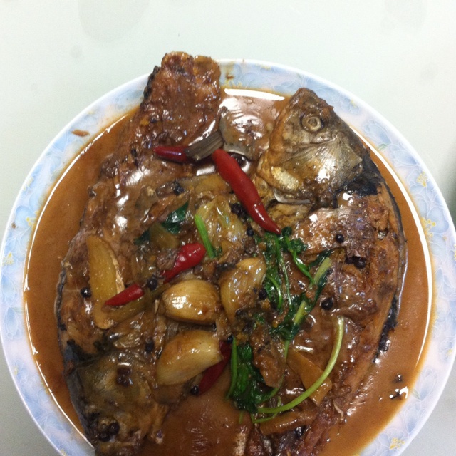红烧鲫鱼