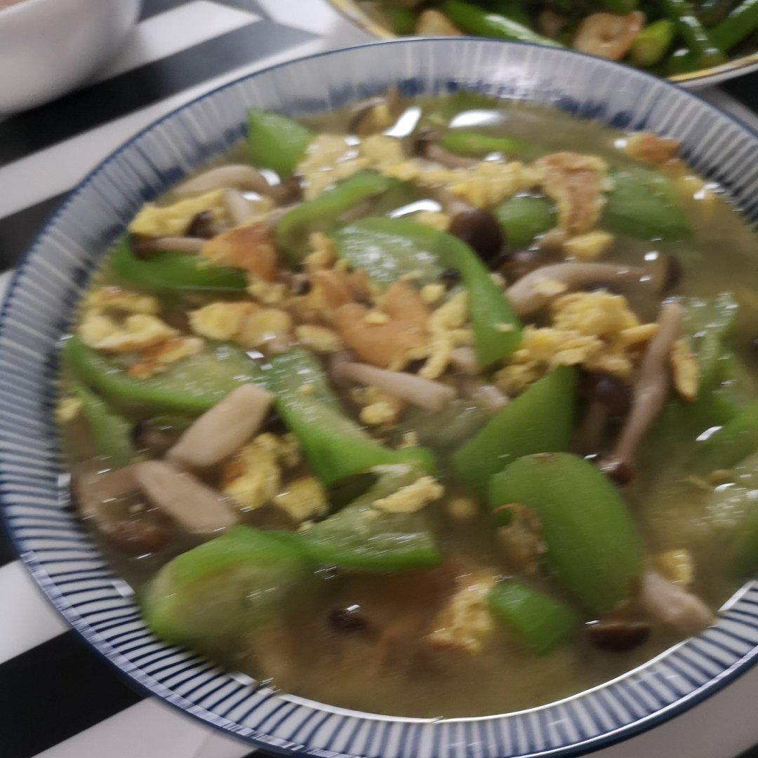 丝瓜鸡蛋烩白玉菇