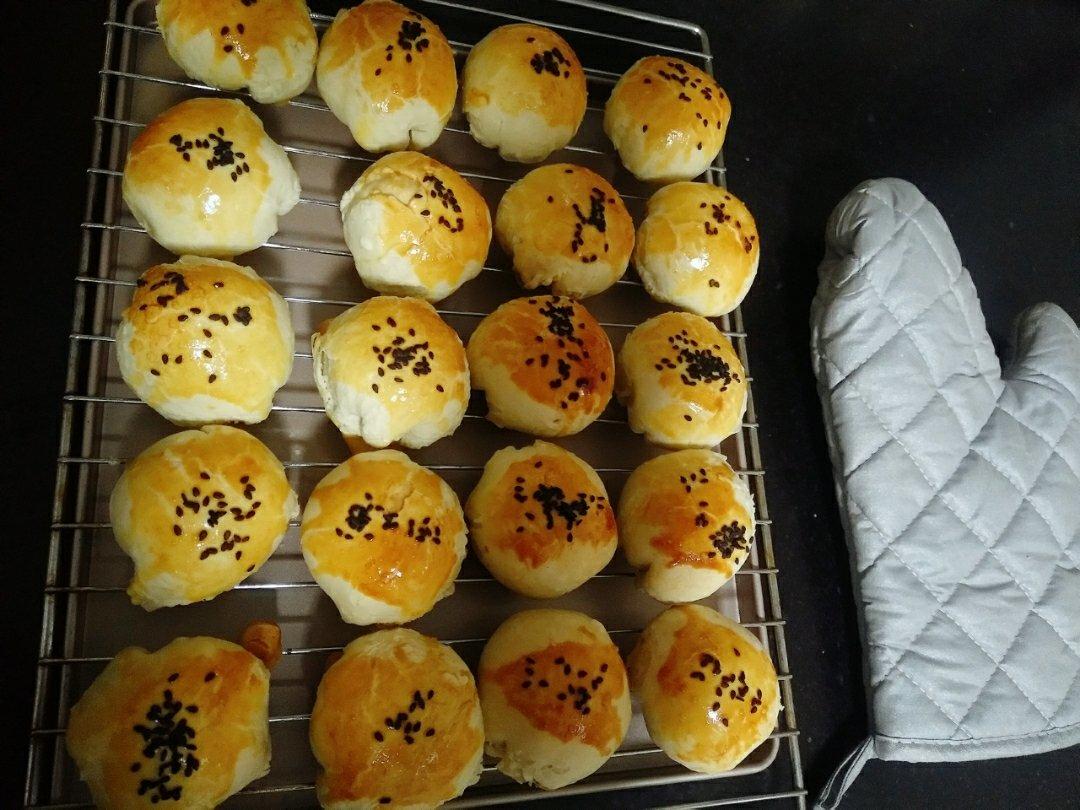 蛋黄酥酥酥（超级奶香黄油版）