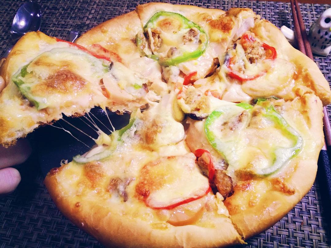 8寸纯手工什锦披萨