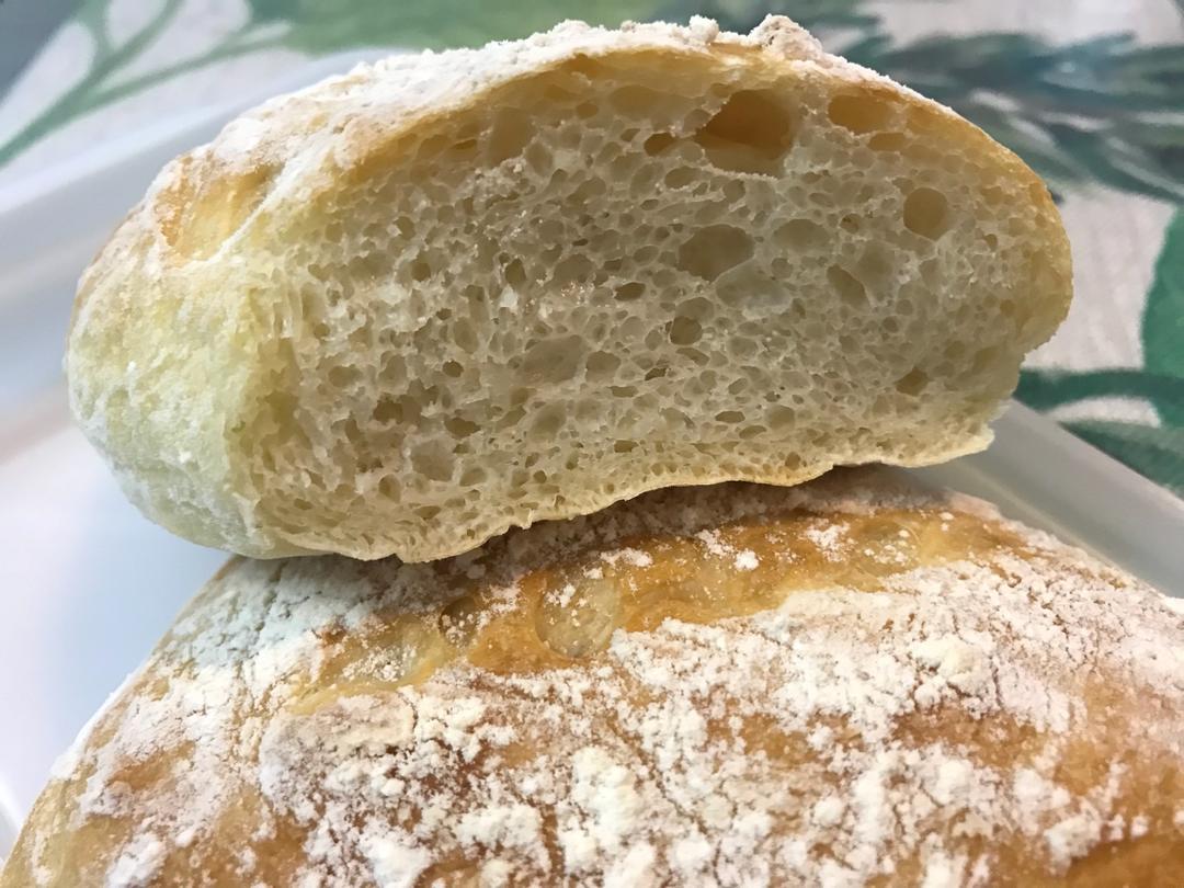 免揉意大利拖鞋面包ciabatta（吐血整理史上最全藤田千秋免揉欧包制作心得）