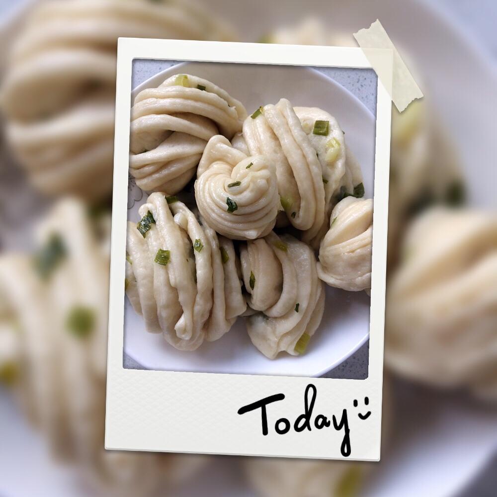 葱油花卷 Steamed Roll