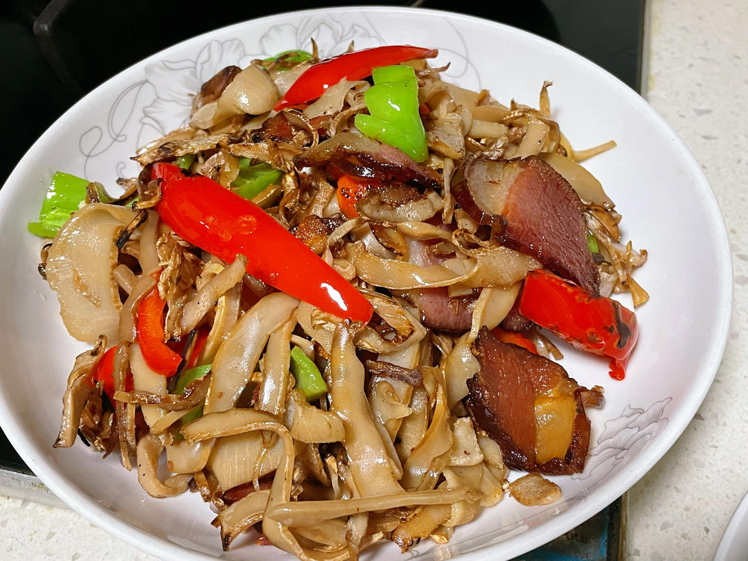 黄磊版烟笋/萝卜干炒腊肉-向往的生活湘西腊肉做法