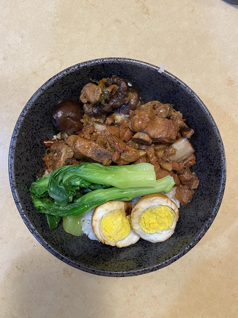 好吃到停不下来的卤肉饭