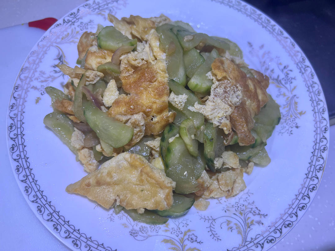 黄瓜炒鸡蛋 （青瓜炒鸡蛋）