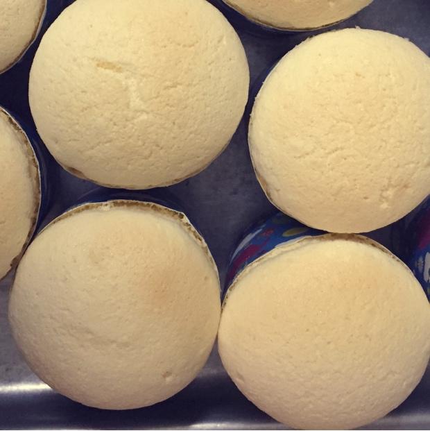 软绵绵戚风纸杯蛋糕