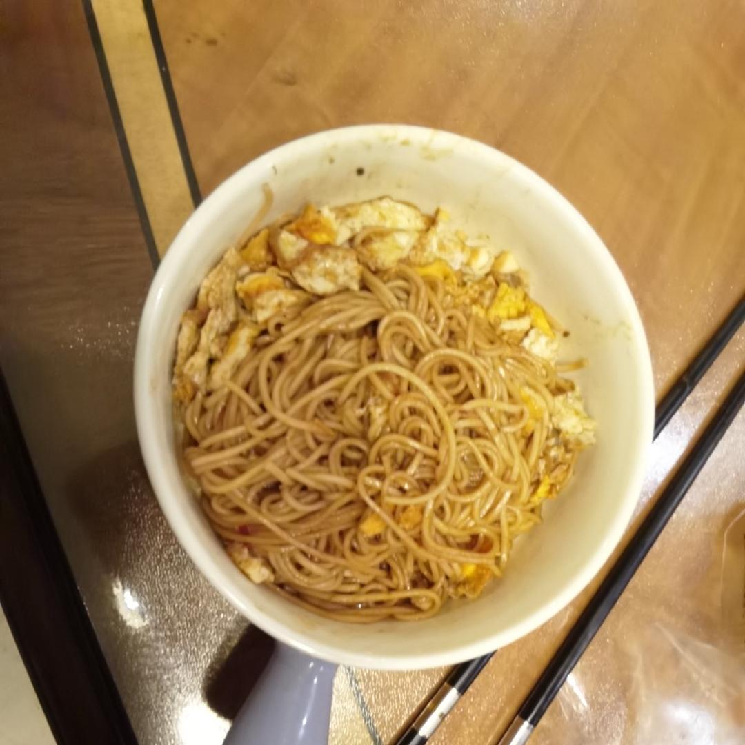 路边摊炒面🥘｜称之为夜宵杀手不过分吧🤣