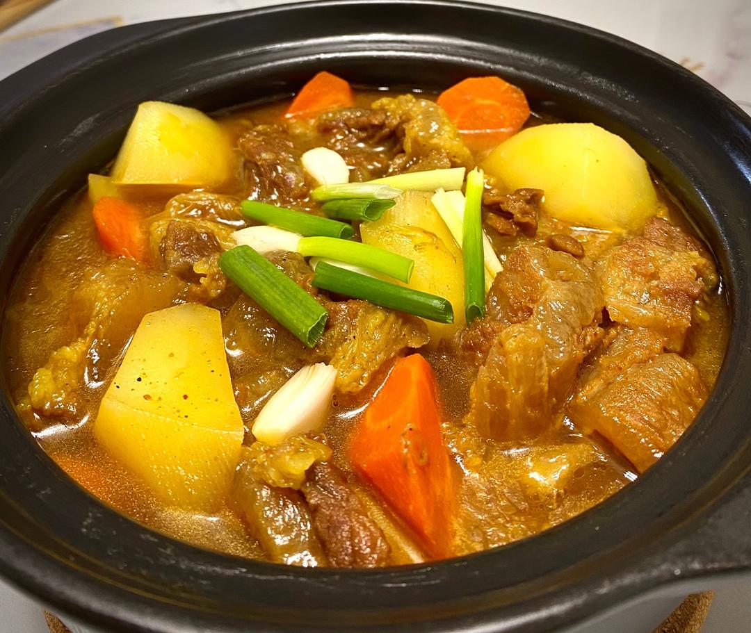 土豆咖喱炖牛腩