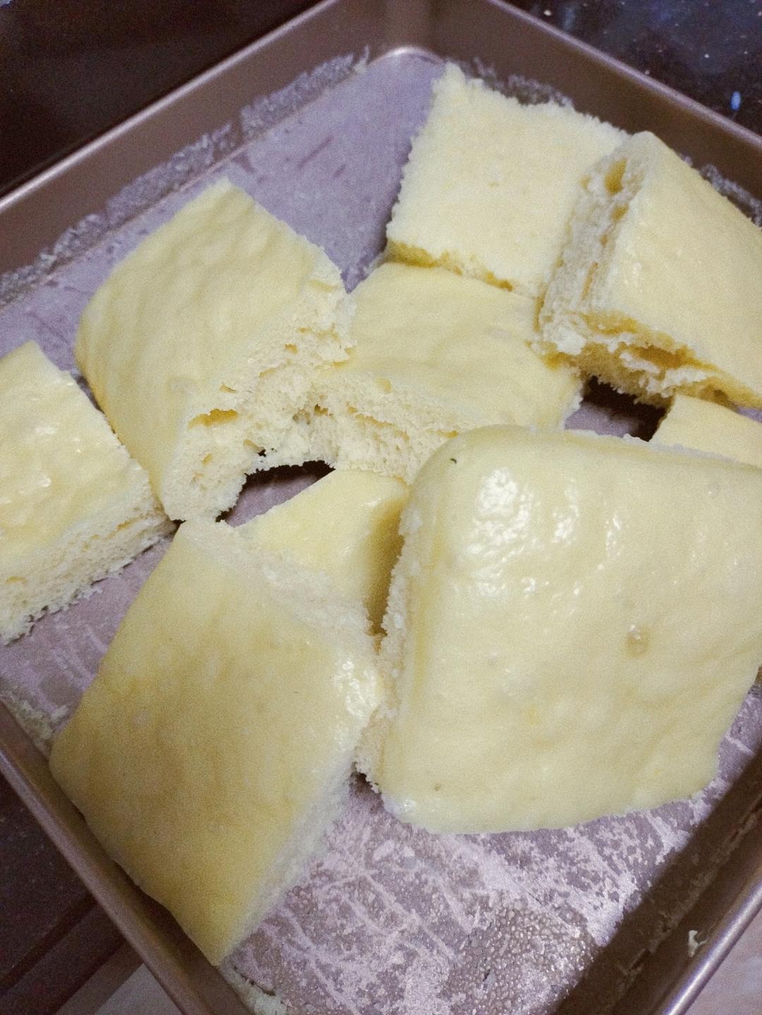 两个鸡蛋一碗面 全程手不粘面 轻松搞定小碗蒸发糕 蓬松煊软 比面包好吃