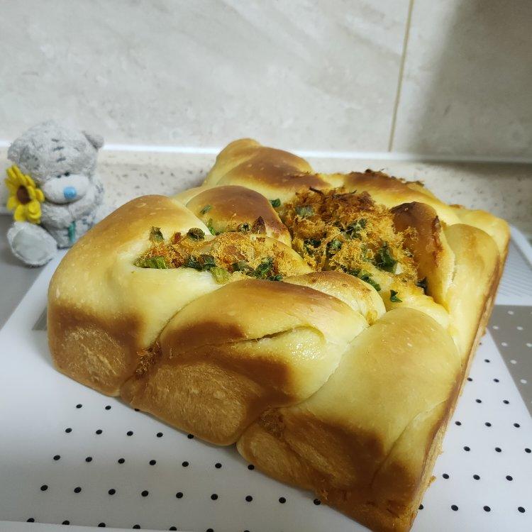 香葱肉松手撕面包_消耗沙拉酱