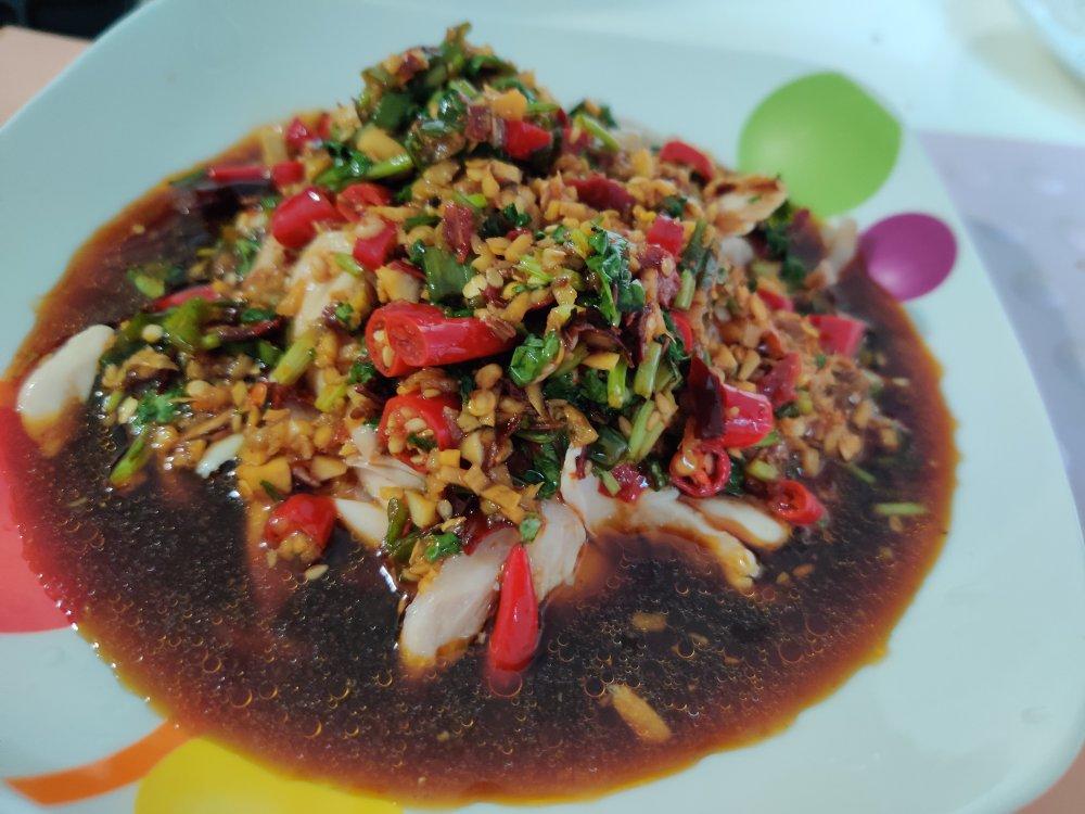 招牌口水鸡🐤（肉质是你想像不到的嫩🍗）