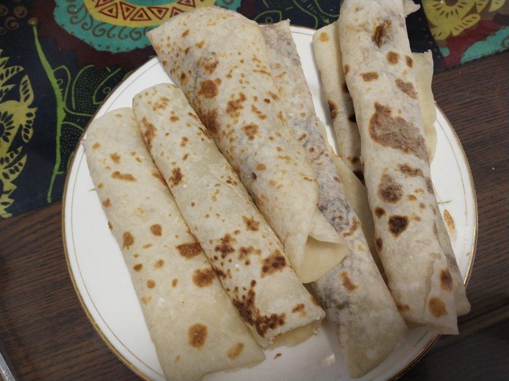 承泽的妈妈做的《红高粱》里的拤饼(单饼的做法)