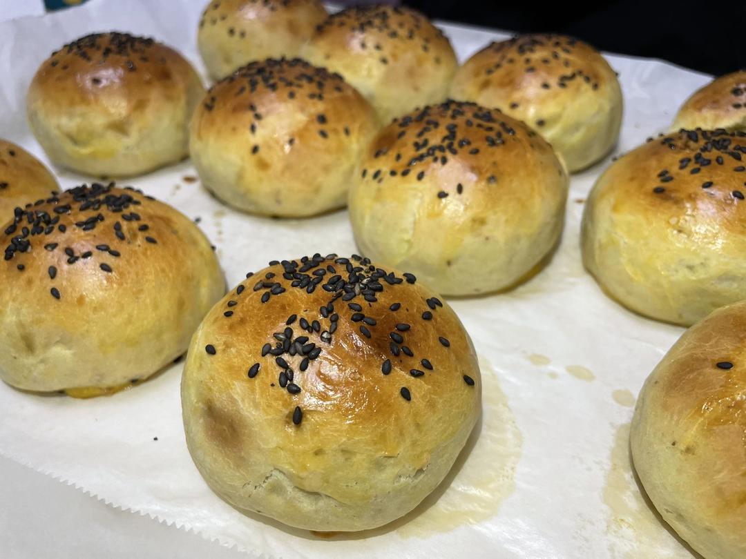 牛奶小餐包（面包机揉面）烤箱版