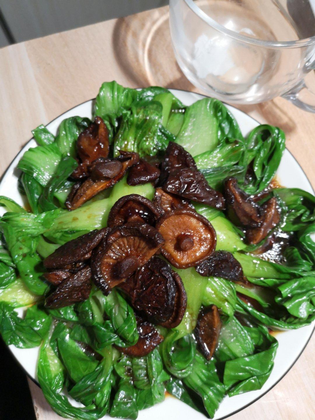 蚝油香菇油菜