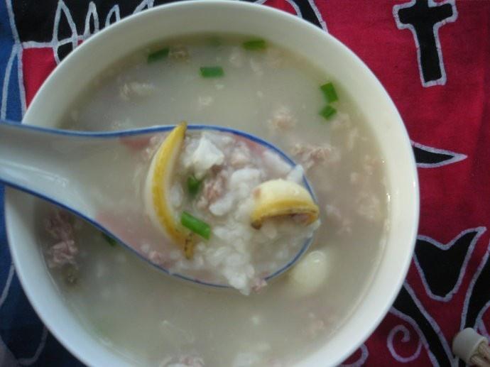 鲜甜鲍鱼瘦肉粥的做法