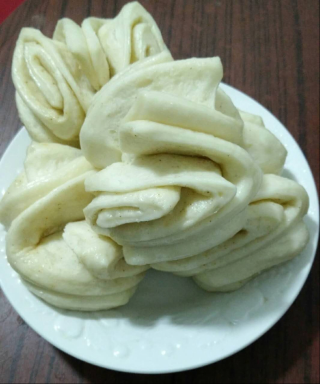 小花卷（详细步骤图）