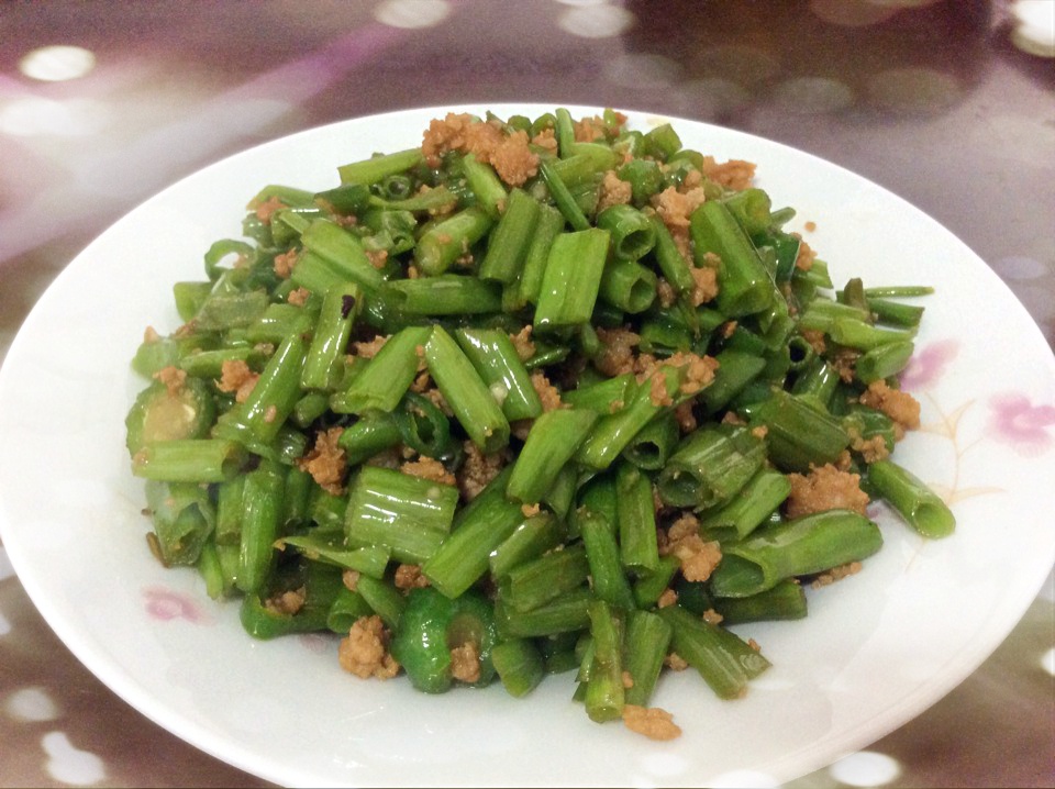 空心菜杆炒肉沫
