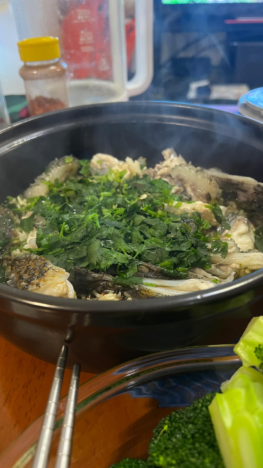 鮮魚煲仔飯