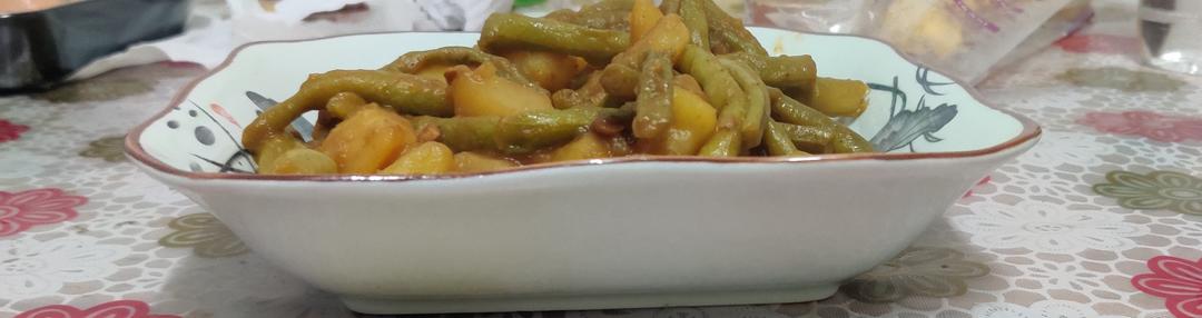 土豆芸豆五花肉