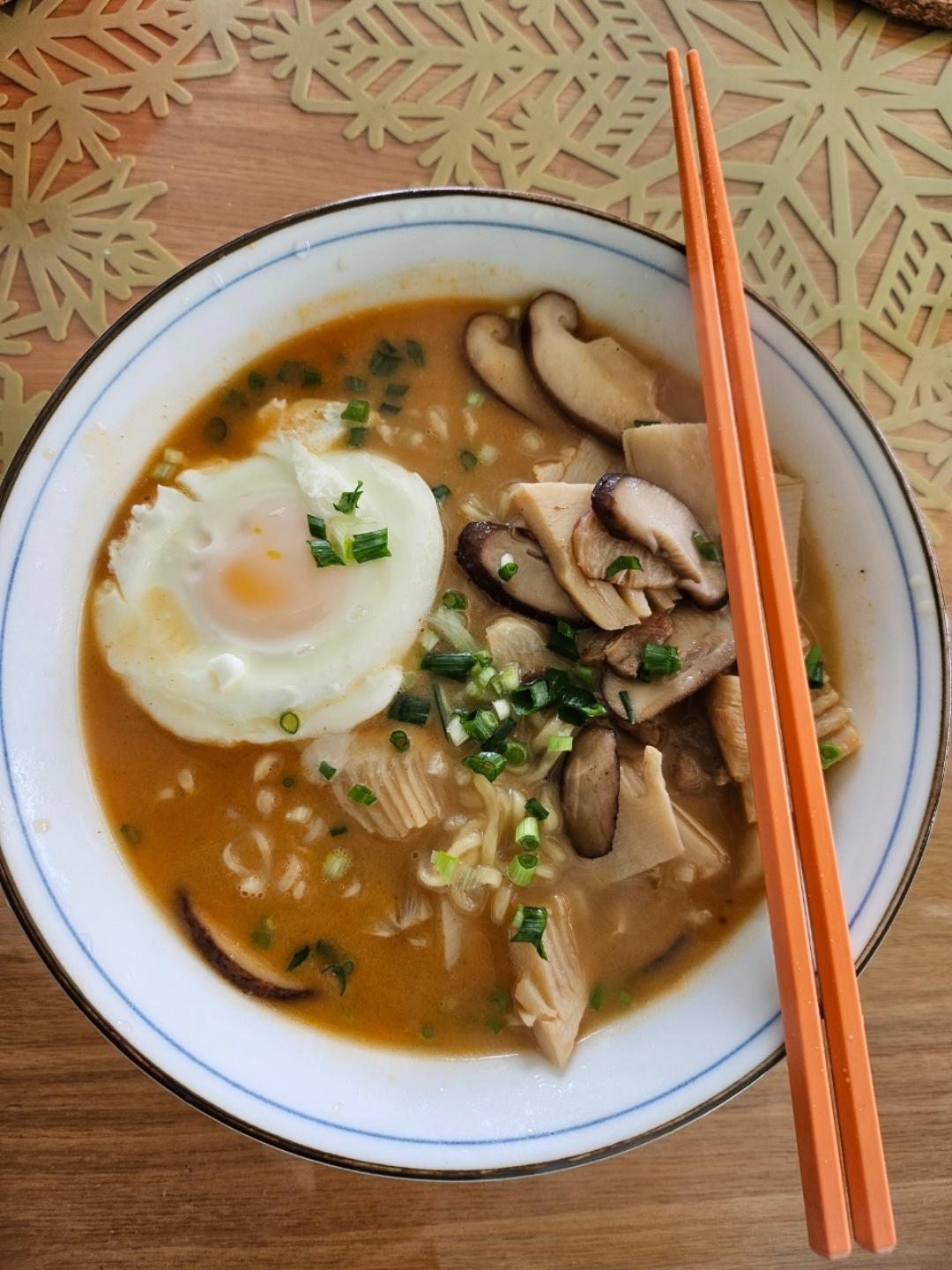 昨日的美食05 味增拉面 （サポロ一番）味噌ラーメン