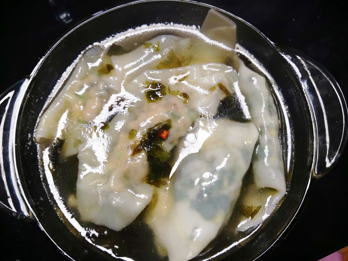 韭菜鸡蛋饺子，馄饨的做法 步骤8