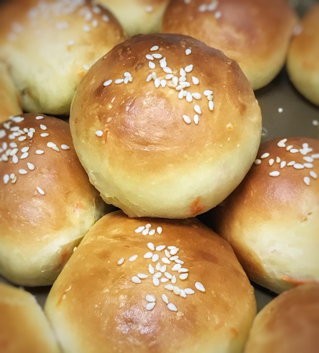 胡萝卜餐包（超柔小面包）